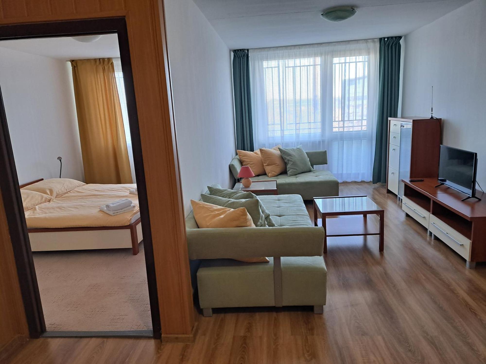 Hotel Skolsky Internat Medicka 2 Košice Esterno foto