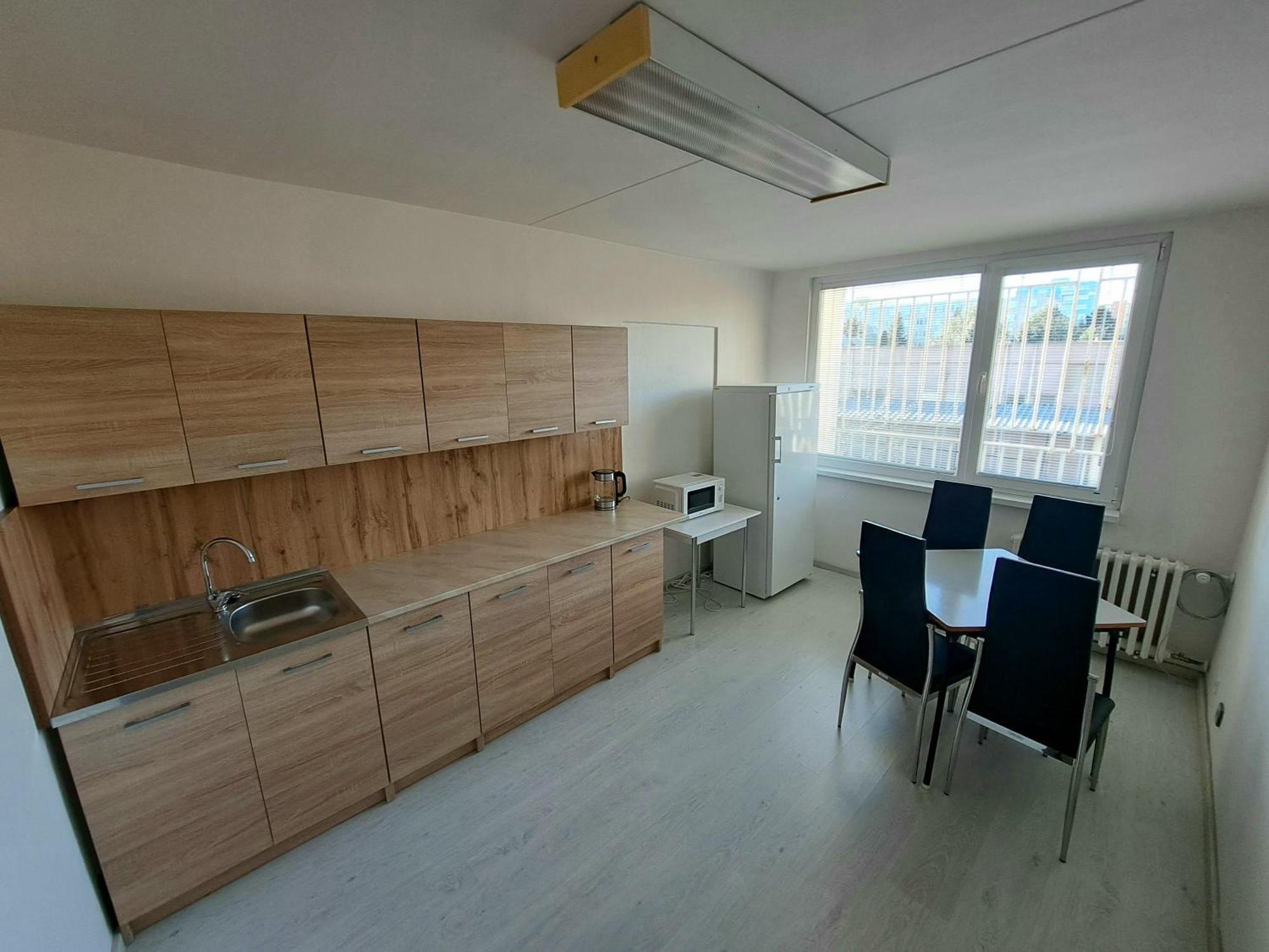 Hotel Skolsky Internat Medicka 2 Košice Esterno foto